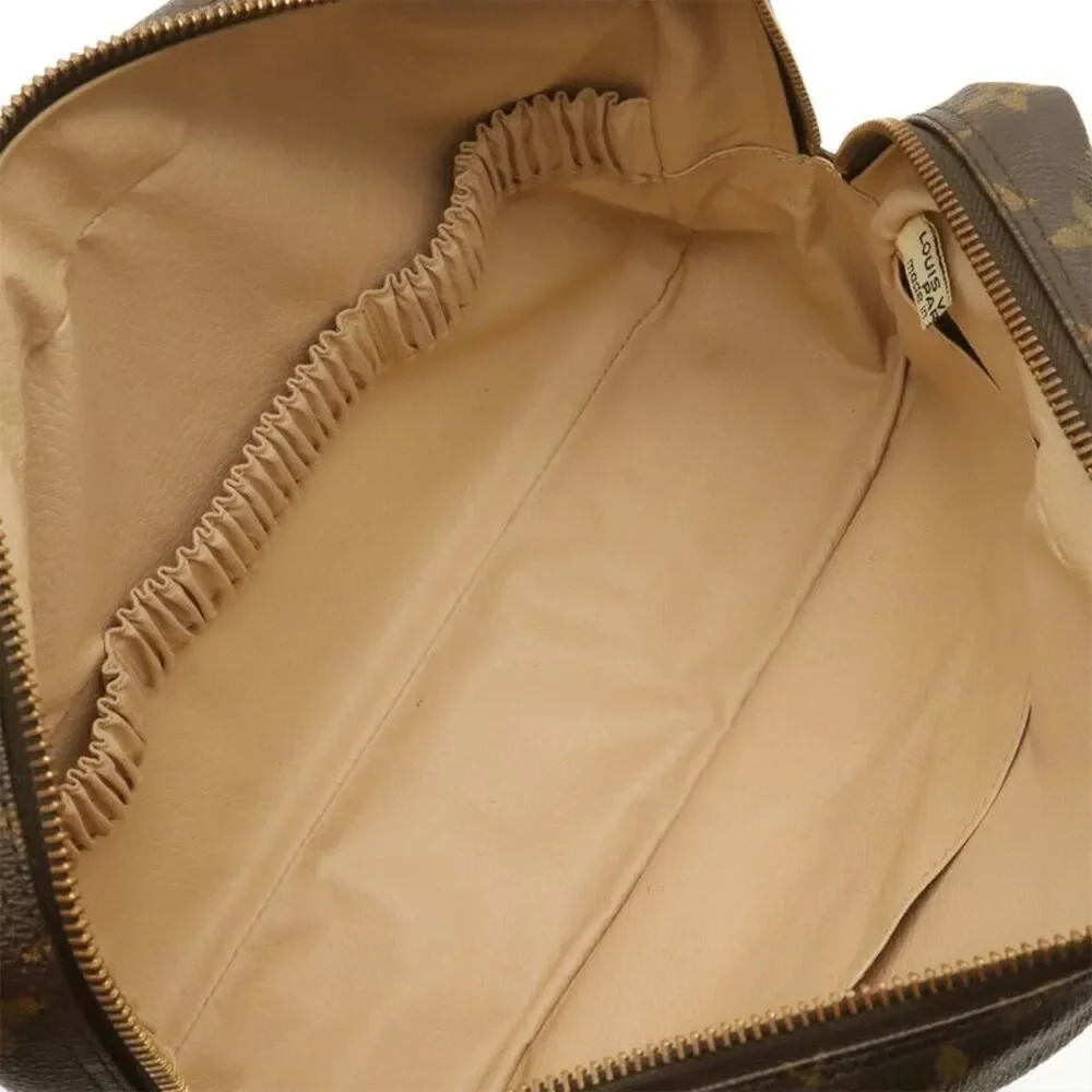 Louis Vuitton Trousse Toilette 28